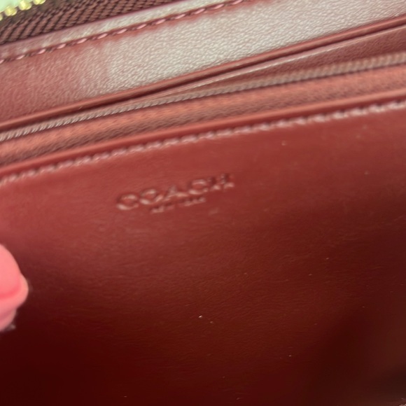 Coach NWT Accordion Zip Wallet Signature Canvas Diagonal Stripe - Picture 9 of 13